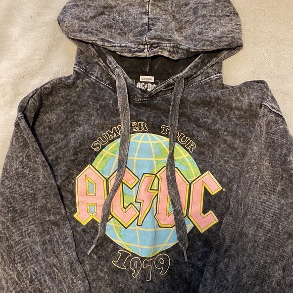 Cropped Band Hoodie - Picture 2 of 5